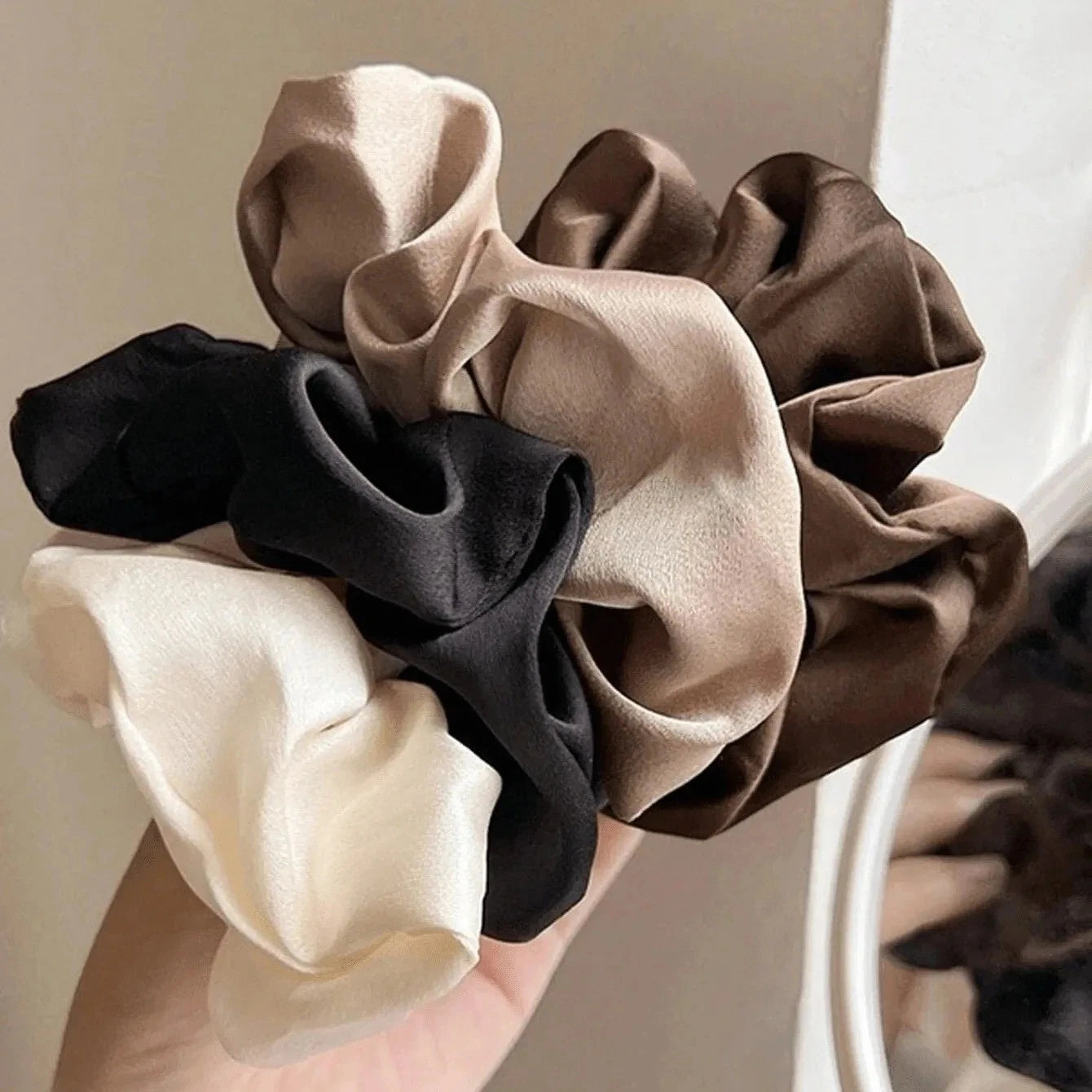 5pcs Satin Scrunchies Hair Bands Silk Scrunchie Ties Ponytail Holder UK Pack Set