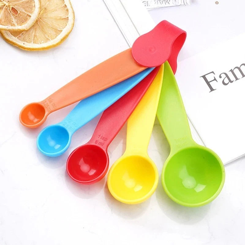 Set Of 5 Measuring Spoons Plastic Kitchen Utensil Cooking Baking Tool Teaspoon
